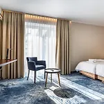 Marton Hotel