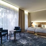 Marton Hotel